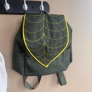 NWOT Leaf Backpack 🍃